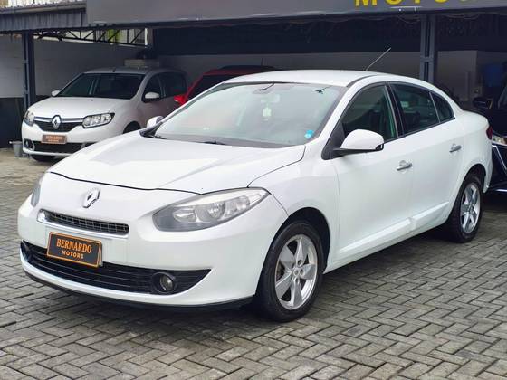 RENAULT FLUENCE 2.0 DYNAMIQUE 16V FLEX 4P AUTOMÁTICO